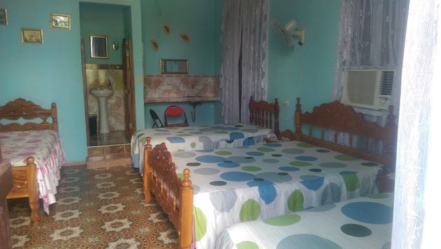Hostal Vista Park, Santa Clara Cuba, Bed and Breakfast, Hostel and Accommodation